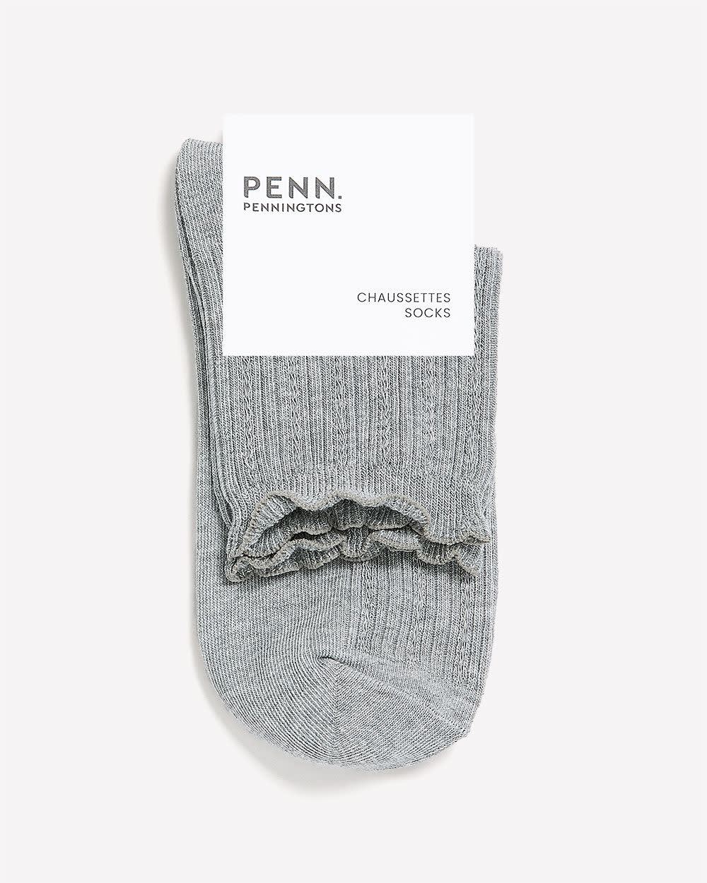 Textured Ankle Socks with Scalloped Edge