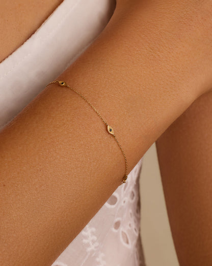 14K Gold Black Onyx Evil Eye Bracelet