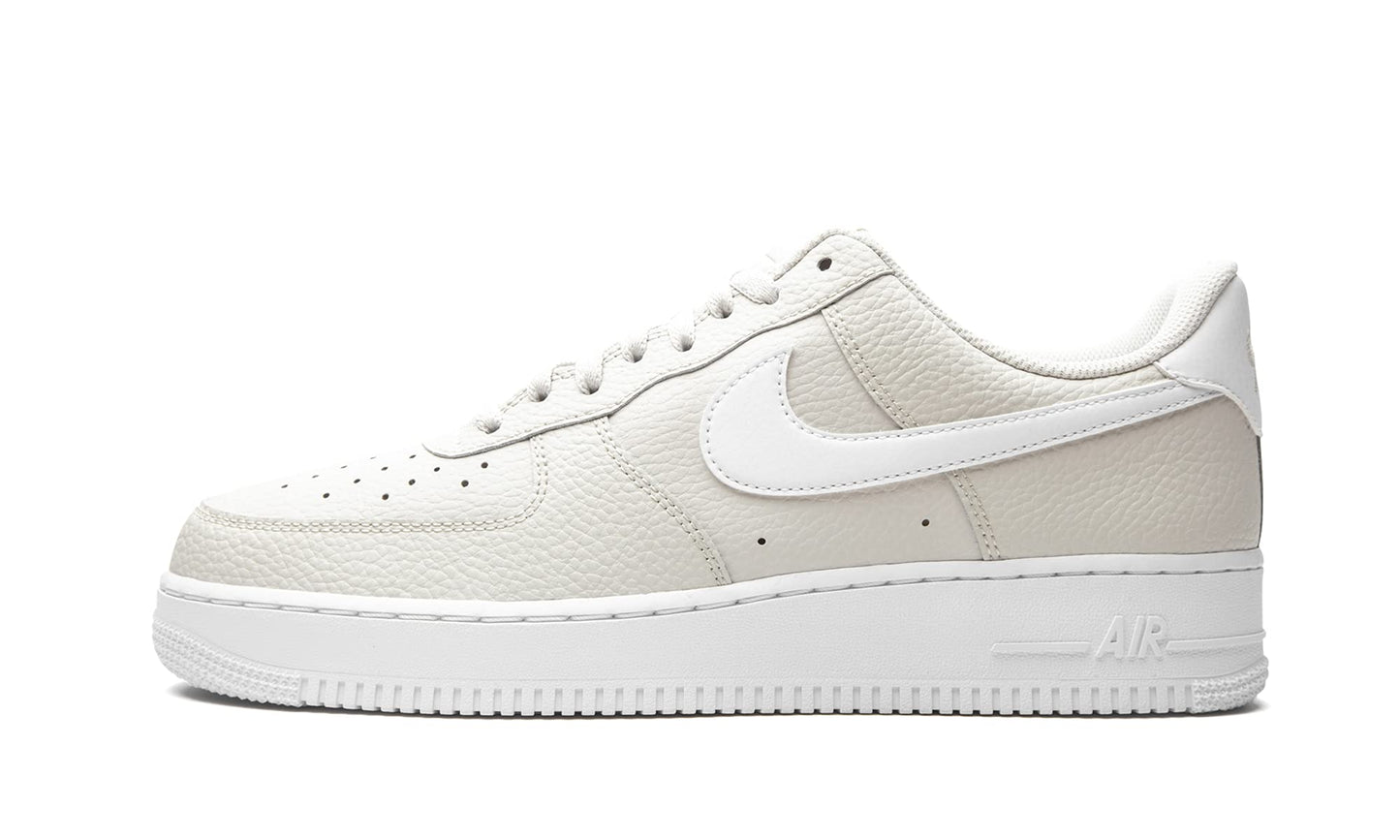 NIKE Men's Air Force 1 '07