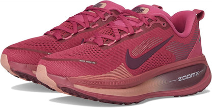 NIKE Women's Vomero 18