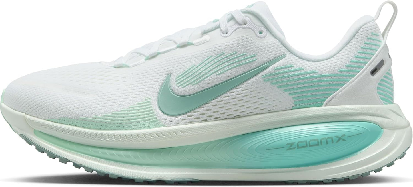 NIKE Women's Vomero 18