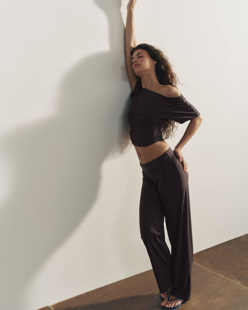 Straight Leg Yoga Pants - Coffee Bean
