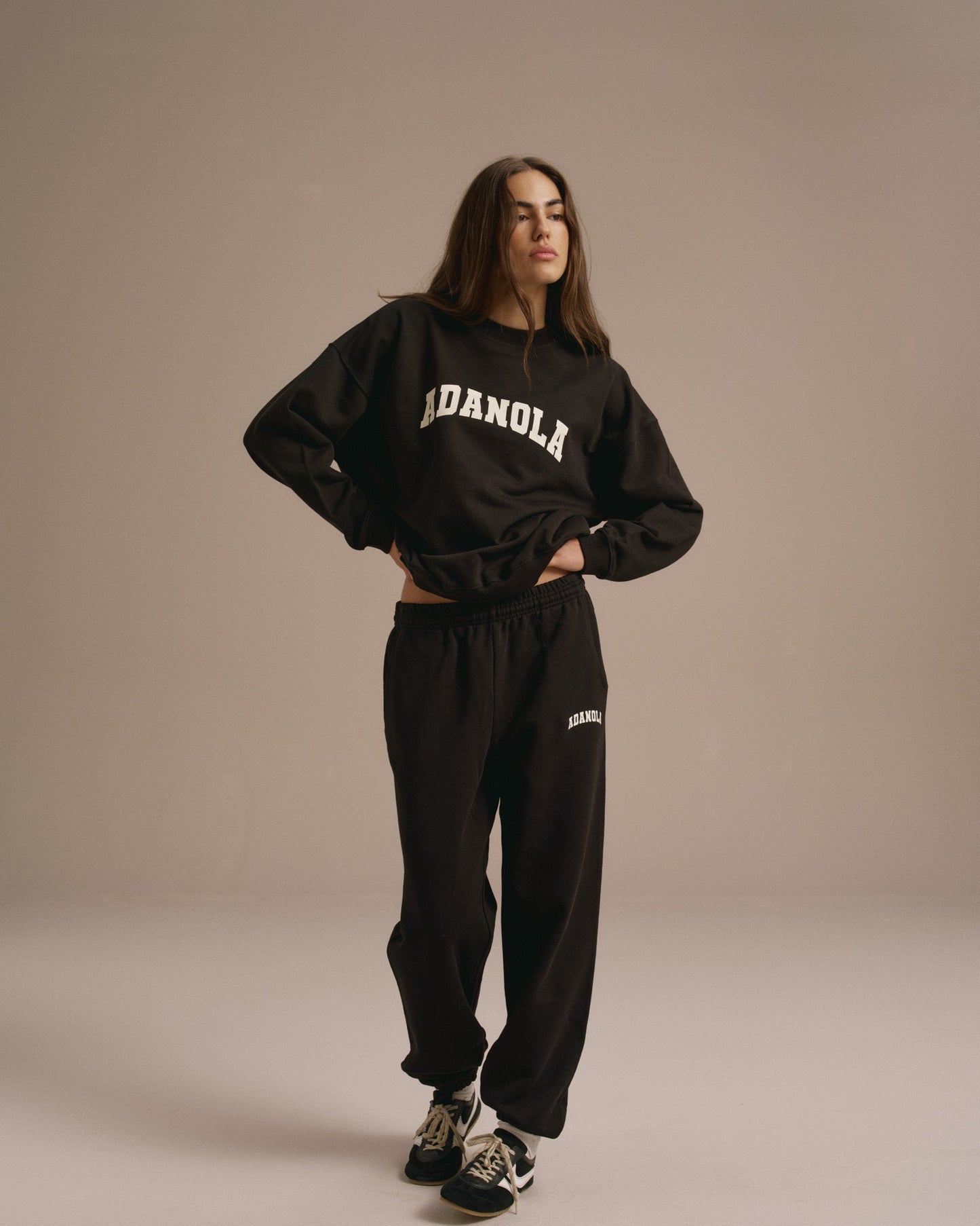 Varsity Oversized Sweatshirt - Black