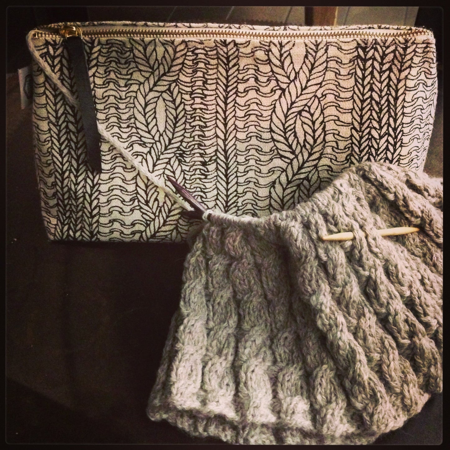 Cable Design Linen Large Zip Bag