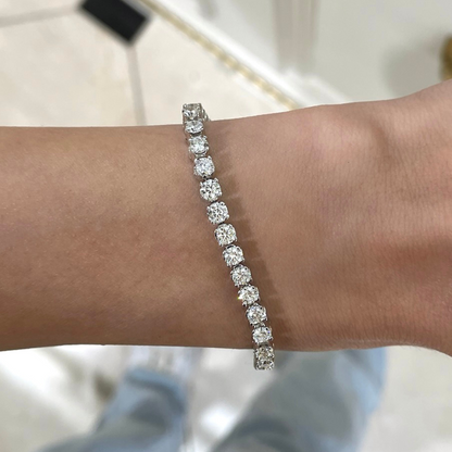 Buttercup Laboratory Grown Diamond Scalloped Tennis Bracelet