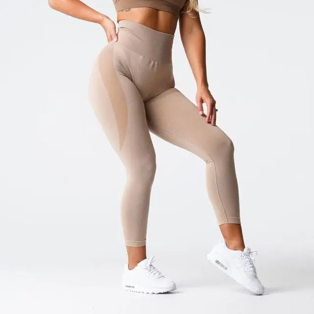 Peeli Contour Seamless Leggings