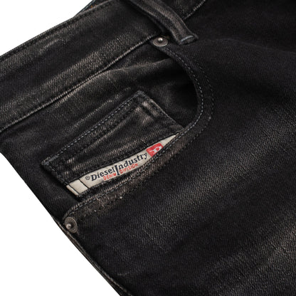 Buck-D Flared Denim | Black Wash
