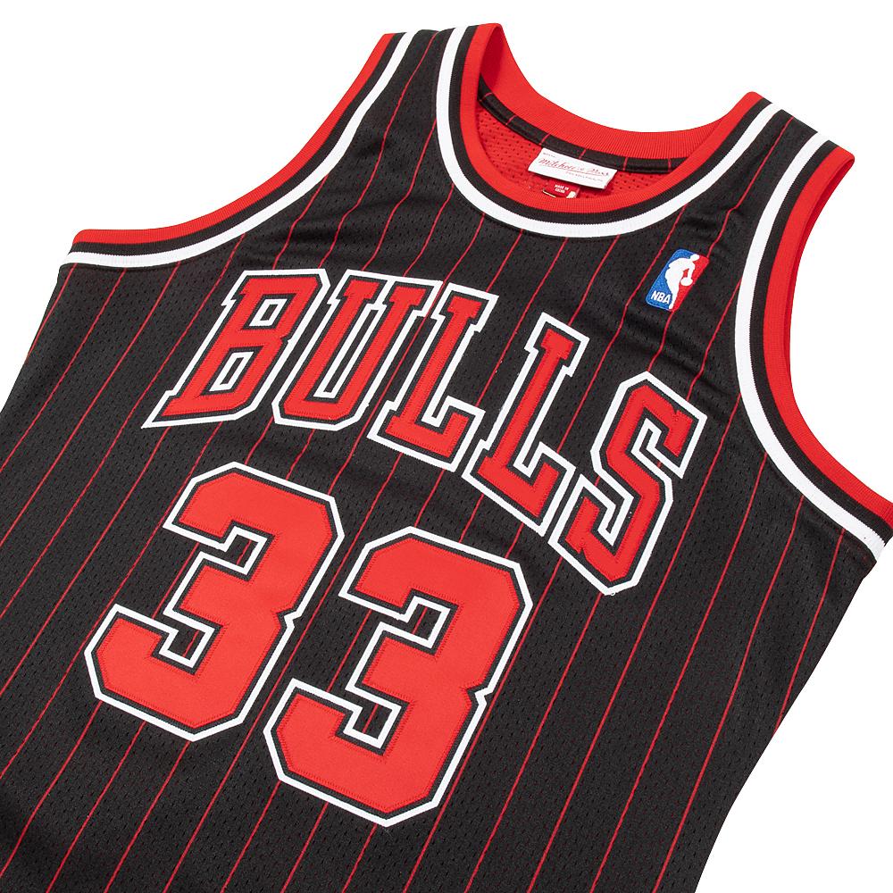 Scottie Pippen 1995 Auth Chic. Bulls Jersey | Pinstripe